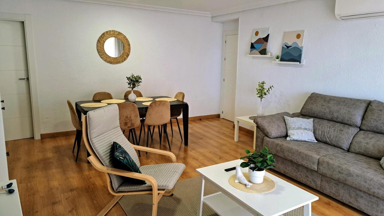 Garden Beach Apartment Τορεβιέχα Εξωτερικό φωτογραφία