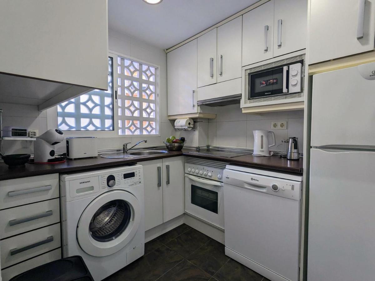 Garden Beach Apartment Τορεβιέχα Εξωτερικό φωτογραφία